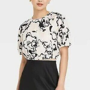 A New Day Floral Puff Sleeve Crop Top NWT size LARGE